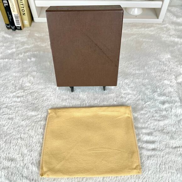 Louis Vuitton Dust Bag and Box storage set compact wallet or small accessories - Picture 4 of 9
